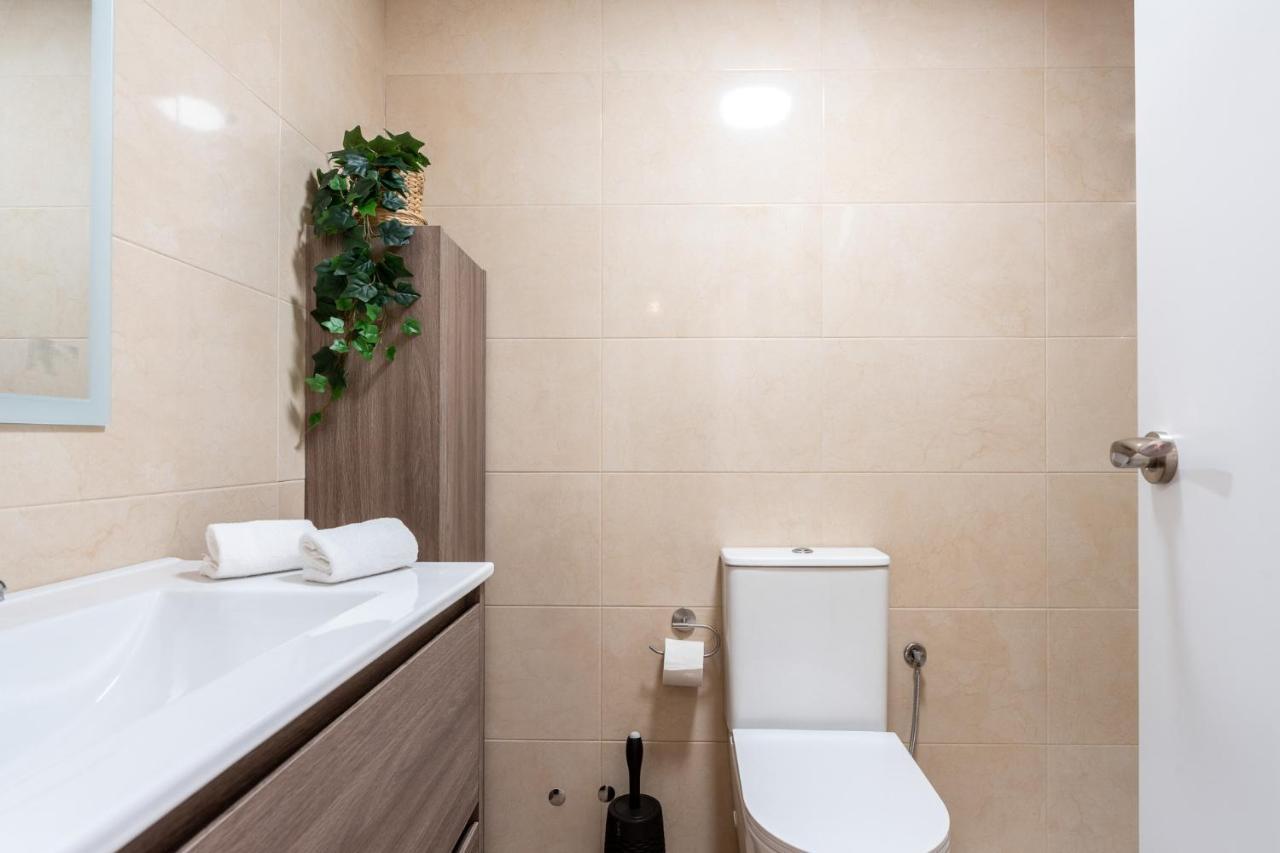 Apartment Charming Near Beach, Sea View Terrace Torremolinos